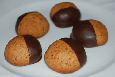Nusscookies - Cookies mit Nusslikör und Haselnüsssen